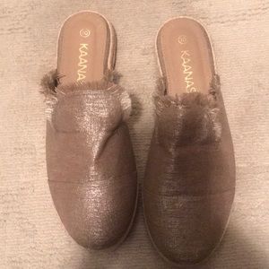 Gold Shimmer Kaanas Shoes